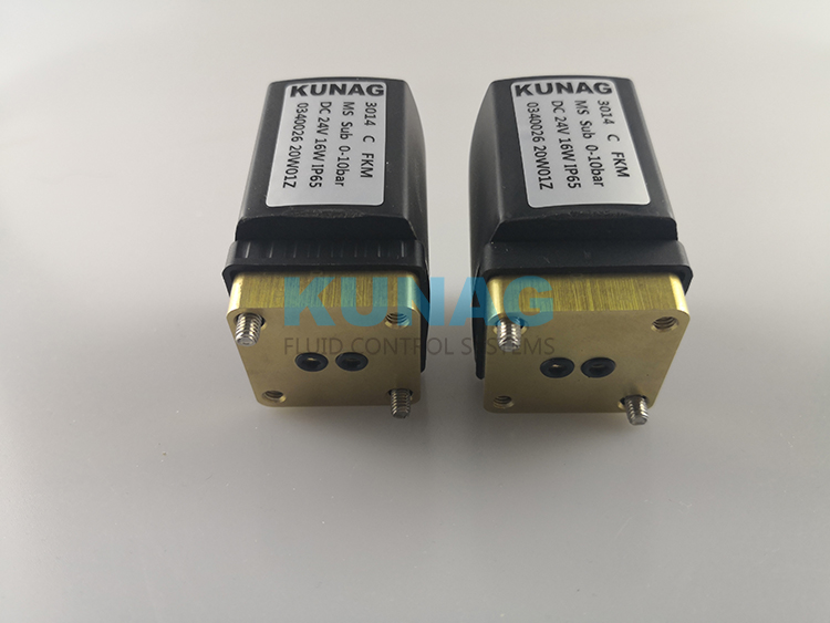 3014型三通电磁阀 黄铜阀体 底板式接口