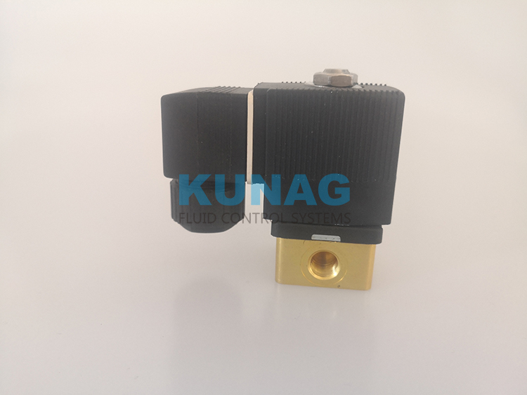 3013型两通电磁阀 黄铜阀体 G1/8接口