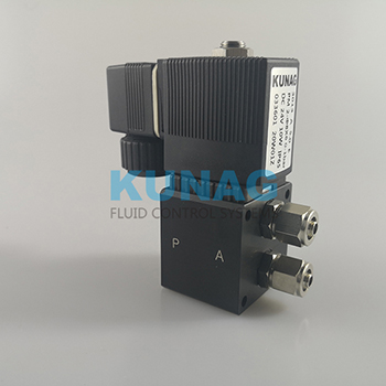 033601 电磁阀24VDC G1/8快拧接头 常闭3013型