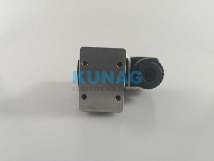 G1/4接口三通电磁阀 2分 不锈钢阀体3014型